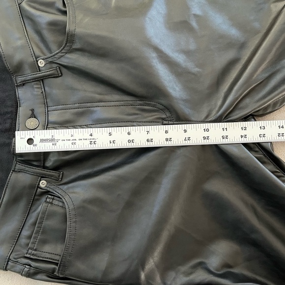 Gap Sky High Rise Faux Leather Cheeky Straight Pants Black Size 31/12R Chic Edgy - Picture 11 of 13